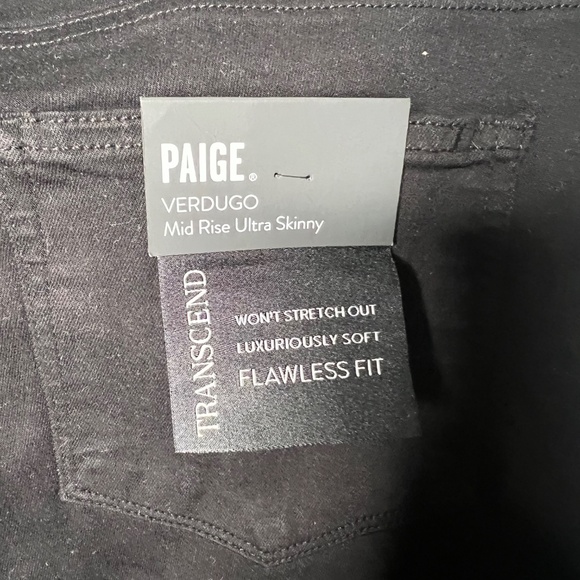 PAIGE Verdugo Mid Rise Ultra Skinny Black Jeans NWT Women's Size 34 - Picture 3 of 5
